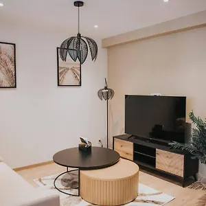 splendide-appartement-cosy.hotels-rhonealpes.com/